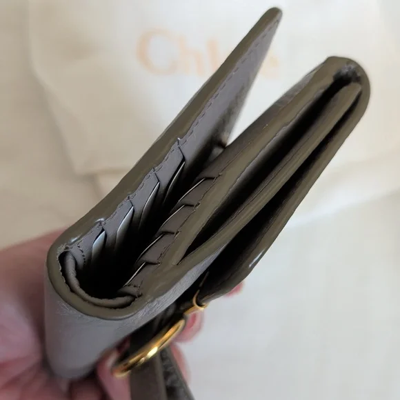 Chloé Grained Calfskin Gray Marcie Leather Wallet - Picture 4 of 12